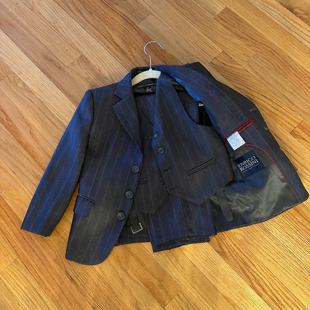 3 piece toddler suit - 4T